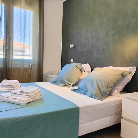 Villa A 200 M De La *