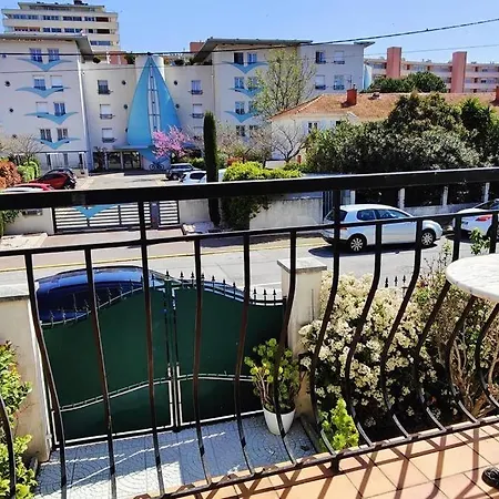 A 200 M De La Frejus