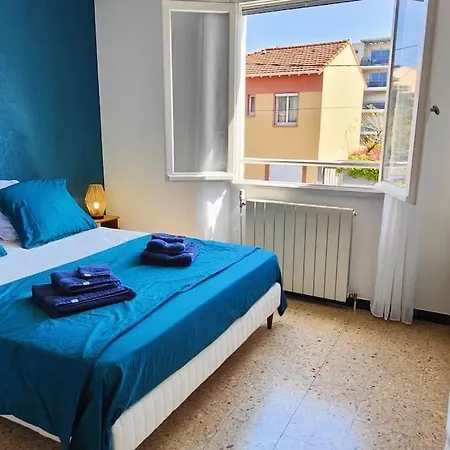 Villa A 200 M De La Frejus