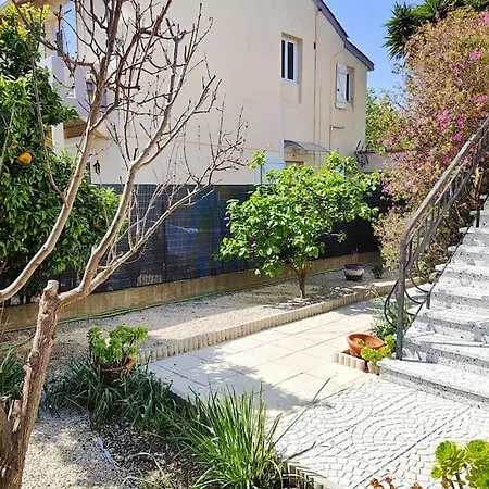 Sunny Family - Maison à - Bord De - à Pied- 4 - 2 Sdb - Grande Terrasse - Clim - Idéal Familles&amis Villa *